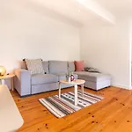 公寓 Alfama With A View | 2br Duplex