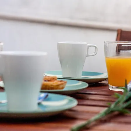 Alfama With A View | 2br Duplex Лісабон