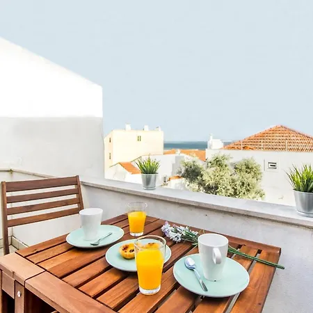 Alfama With A View | 2br Duplex شقة